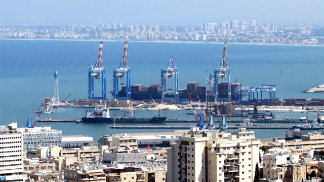 Haifa as hub for cargo (Credit: Moshe Milner, GPO) 